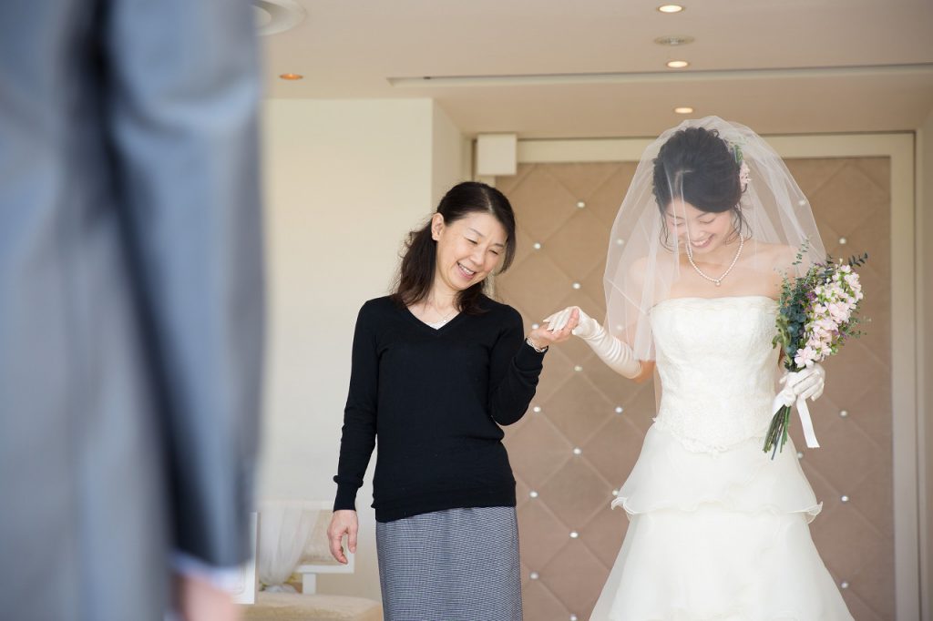 チャペルフォト,フォト婚,家族婚,写真だけの結婚式,ウエディングドレス