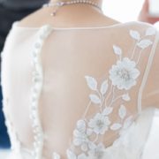 明るいスタジオでフォトウエディングの画像12