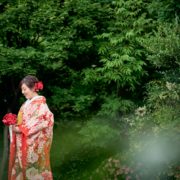 美しい庭園で和装ロケーション撮影の画像16