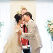 ご家族と一緒に少人数の結婚式の画像15