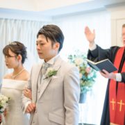 ご家族と一緒に少人数の結婚式の画像16
