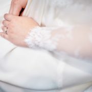 ウエディングドレスと振袖のコラボレーションの画像2