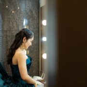 白ドレスで洋館・カラードレスでスタジオ撮影の画像16