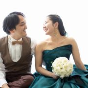 白ドレスで洋館・カラードレスでスタジオ撮影