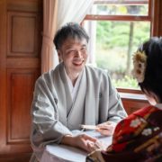 和装で洋館ウエディングフォトの画像16