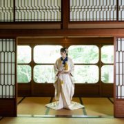 レトロでシックな和装ソロウエディングの画像9