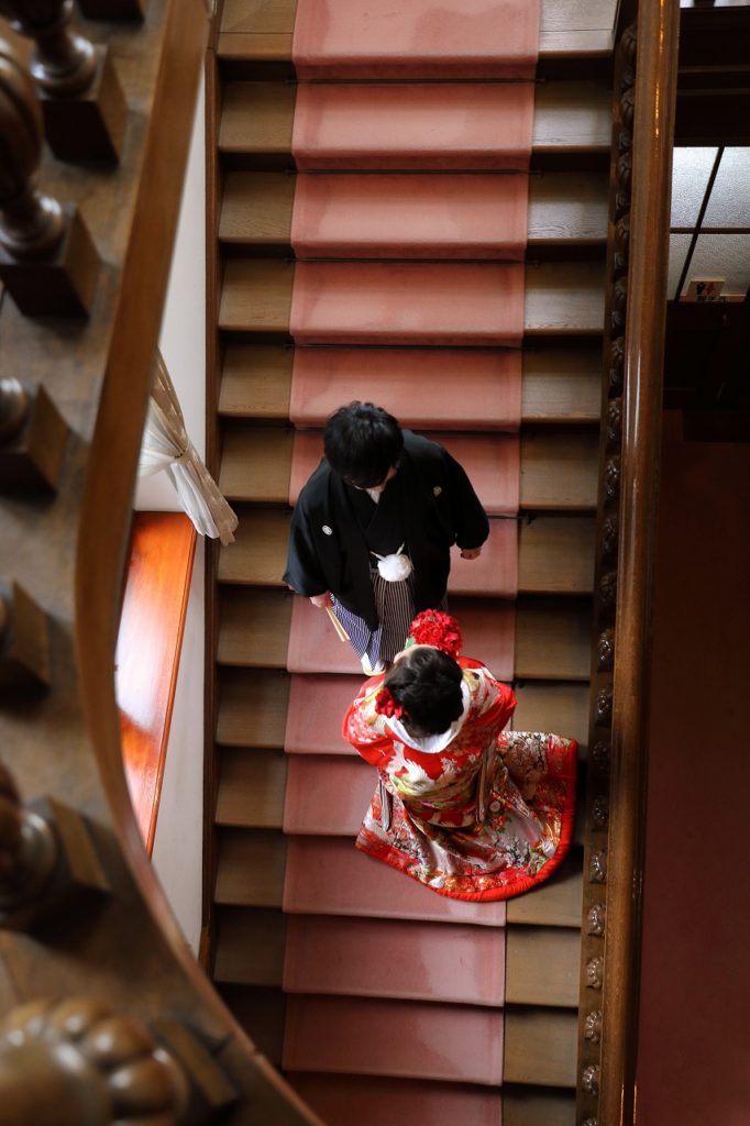 歴史的建造物で和装撮影